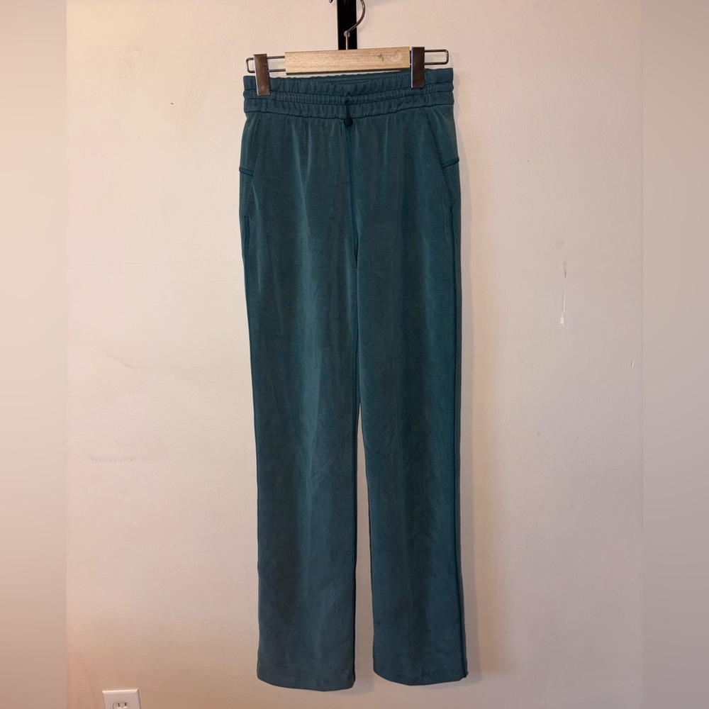 Lululemon Softstreme High-Rise Pant in emerald green